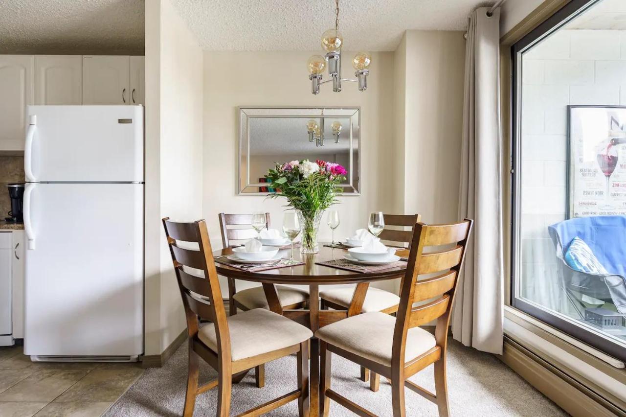 Entire Downtown, Walk To Bmo & Stampede, Parking, 1,5 Hrs To Banff * Calgary